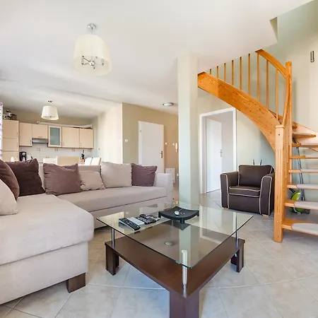 Promenada I, Sun & Snow * Свиноуйсьце