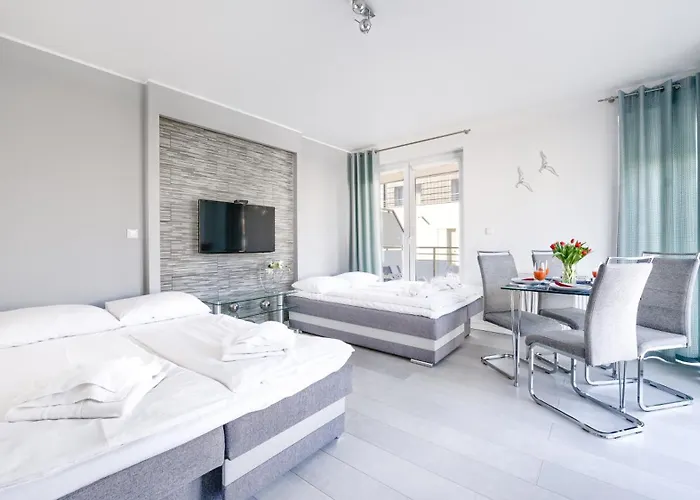 Promenada I, Sun & Snow