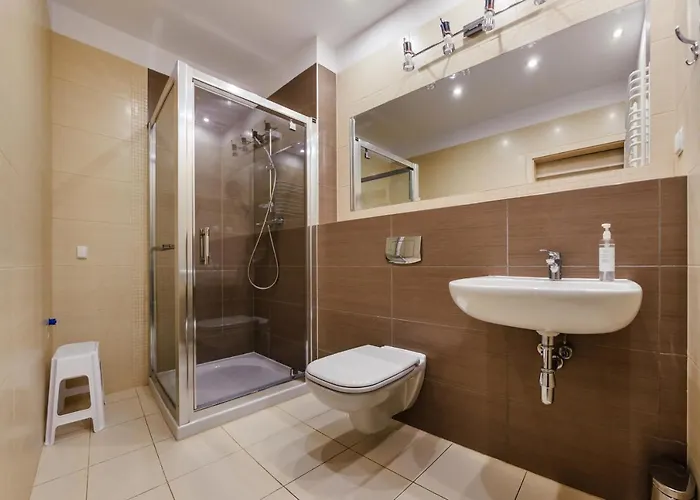 Promenada I, Sun & Snow