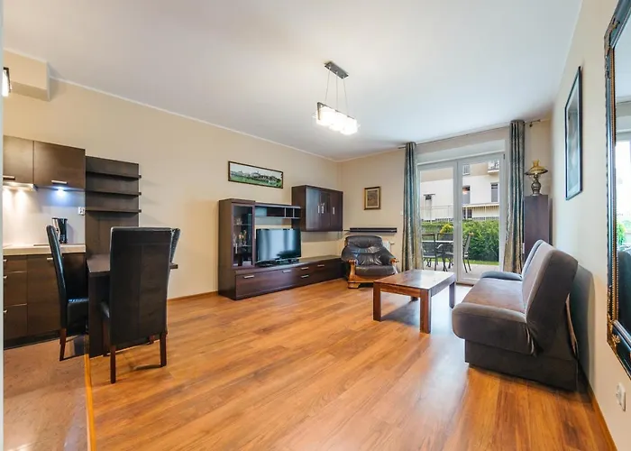 Promenada I, Sun & Snow *